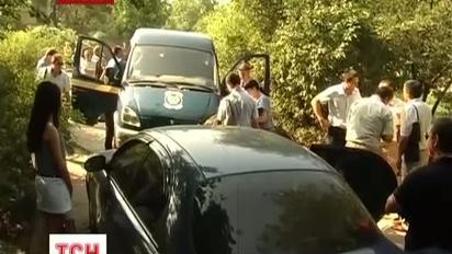 У Миколаєві на інкасаторську машину напало 2 жителів