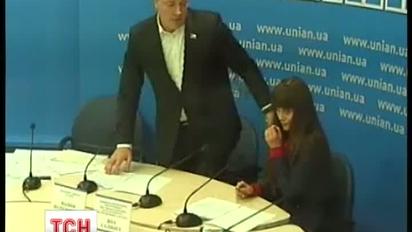 Фекальна атака обійдеться активістці в 51 гривню