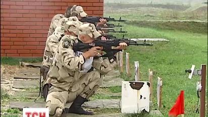Під Києвом почались змагання за крапові берети