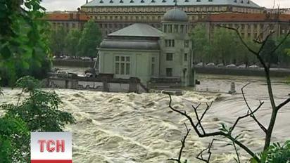 "Велика вода" залишає Прагу і прямує на північ Чехії