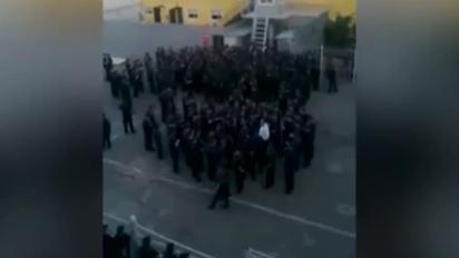 У колонії Іркутська засуджені підняли бунт і порізали собі руки