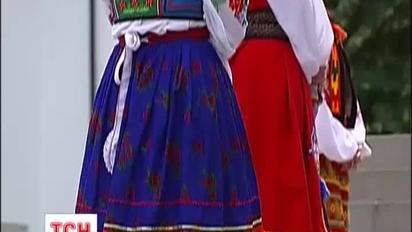 Канадська молодь співає українські пісні