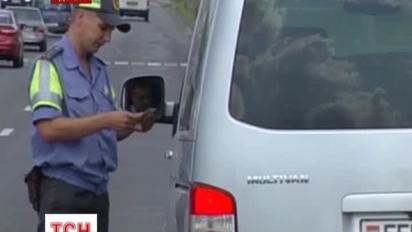 У Білорусі у п'яних водіїв забиратимуть автомобілі
