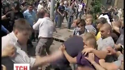 Під час мітингу у Києві побили журналістів