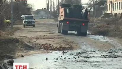 На Житомирщині люди стали заручниками поганої дороги