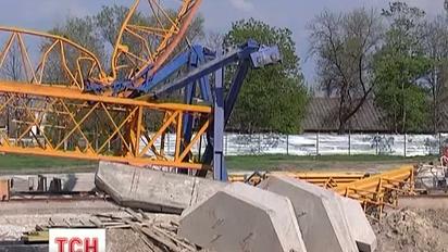 У Сімферополі рухнув будівельний кран