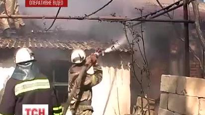 За загадкових обставин в Луганську під час пожежі загинули дві жінки