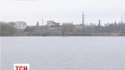 Масовий мор риби у річці Південний Буг у Хмельницькому