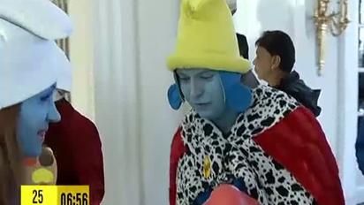 Смурф-Сенічкін побував на всесвітній зустрічі Смурф-послів