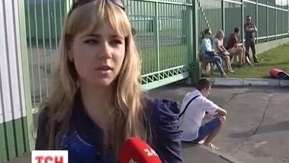 Черги за закордонними паспортами можуть незабаром зменшитись