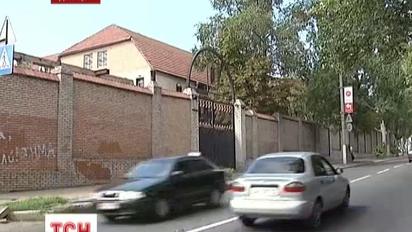 В Донецьку приватний ВНЗ зачинив двері перед студентами