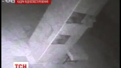 Невідомий напав на відділення банку в Луганську