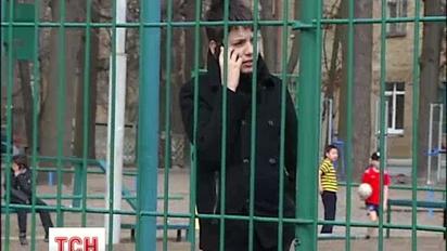 У київській гімназії учителька фізики побила учня