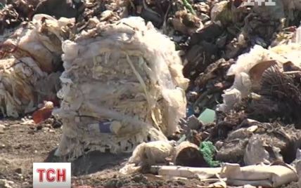 На Київщині люди живуть по вуха у смітті