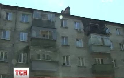 У Броварах пожежники не змогли врятувати дах п'ятиповерхівки, бо не було води