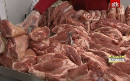 Українці почали відмовлятись від ковбаси на користь м'яса