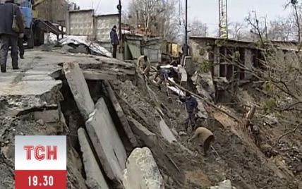 У самому центрі Києва сповзло більше 600 кубічних метрів ґрунту