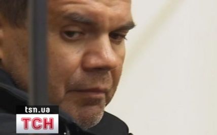 Суд вирішив не тримати за ґратами київського ректора-педофіла