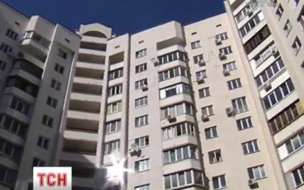 У Києві розгорнулася війна за службові квартири в новобудовах