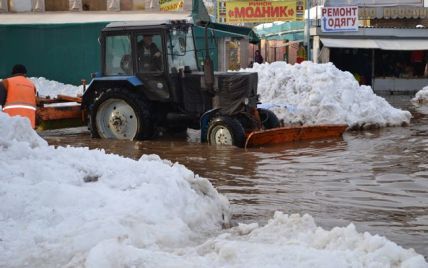 Потоп у Києві скасували