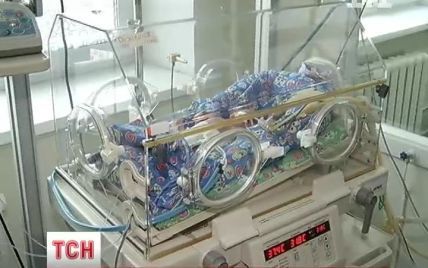 В МОЗ запевняють, що неякісні інкубатори для українських немовлят у лікарнях не використовують