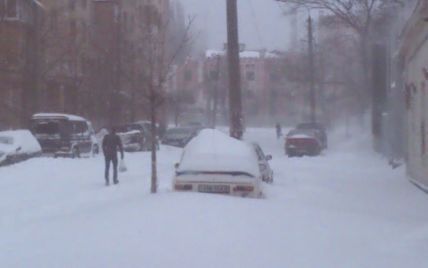 Кияни відпрацьовуватимуть позаплановий вихідний у квітні