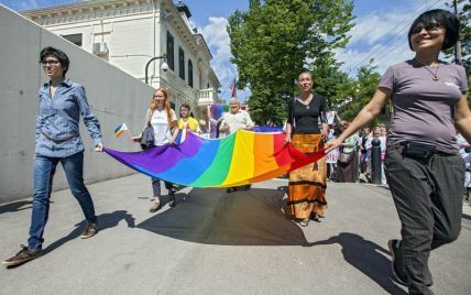 На охорону першого гей-параду в Києві приженуть загони міліції, але противники "готові бити морди"