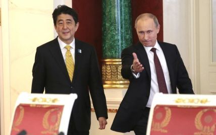Правительство Японии одобрило введение новых санкций против РФ
