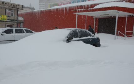 Політолог: опозиція відтягує вибори в Києві і паралельно піариться на темі снігопаду
