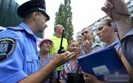 Міліція просить захисників скверу на Березняках "перейти в правове поле"