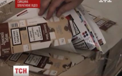 Нелегальний тютюновий завод на Сумщині випускав 3 млн пачок цигарок щомісяця