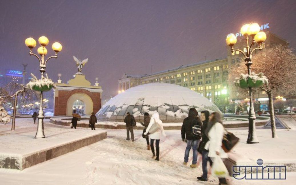 Київ перетворився у великий сніговий замет / © УНІАН