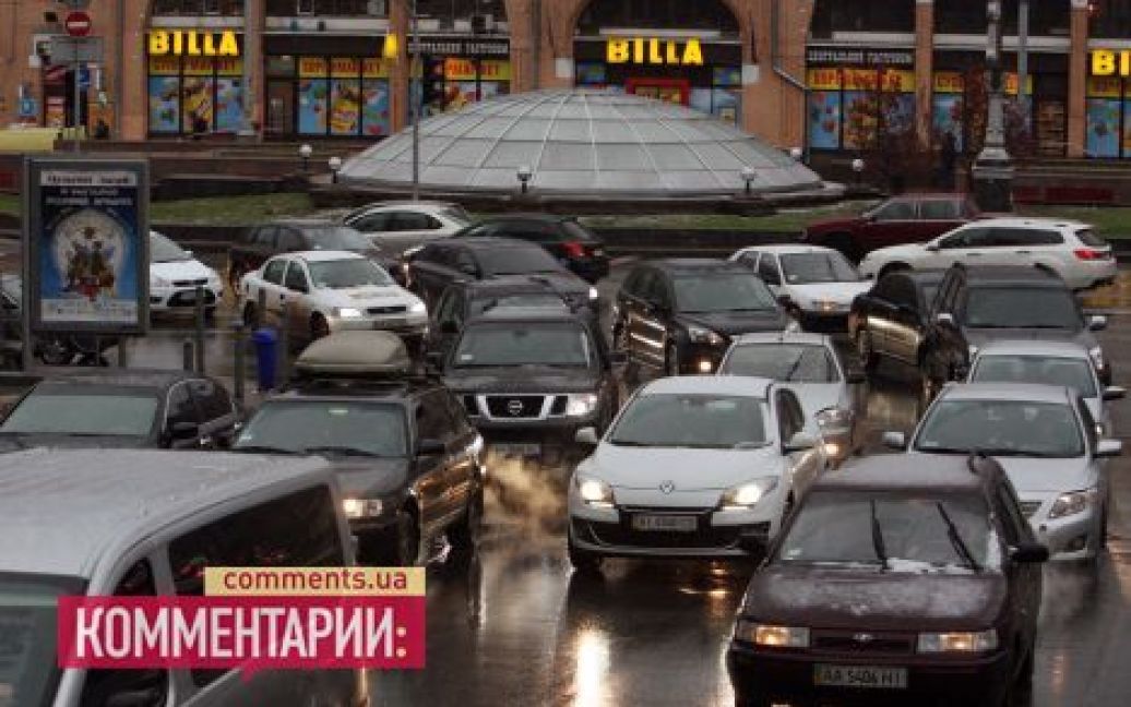 Київ "несподівано" засипало снігом / © Коментарі