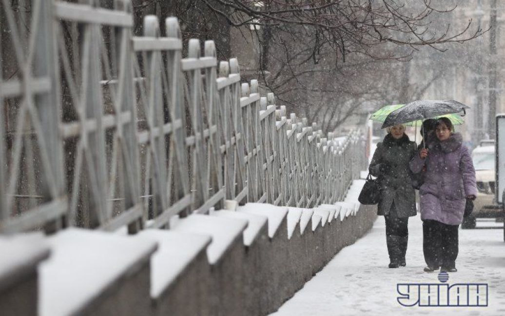 Київ перетворився у великий сніговий замет / © УНІАН