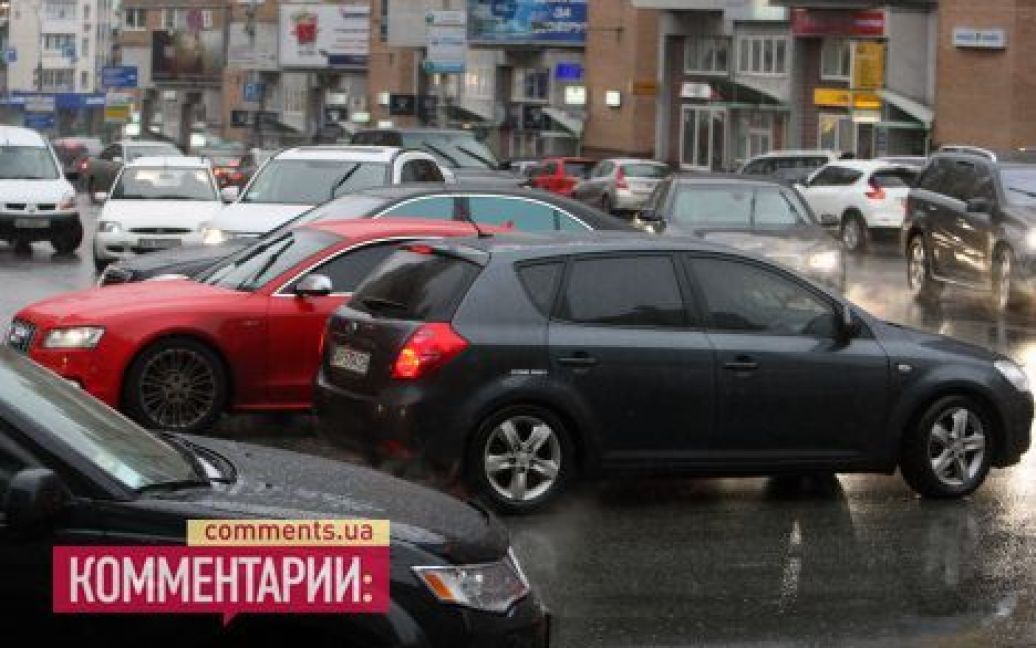 Київ "несподівано" засипало снігом / © Коментарі