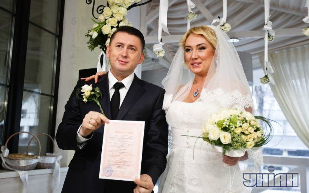 8 грудня екс-майор Микола Мельниченко та телеведуча Наталя Розинська одружилися / © УНІАН
