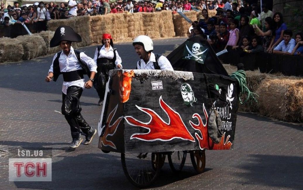 В Індії відбулись перегони Red Bull Soapbox Race / © Фото EPA/UPG