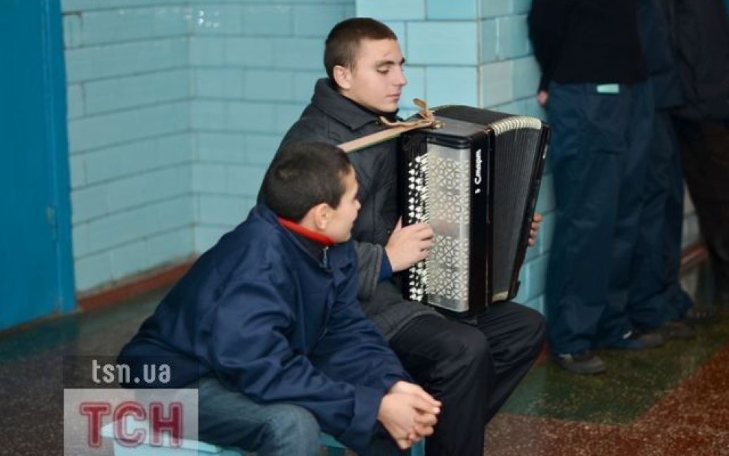 Половина дітей сидять у колоніях через дрібні крадіжки / © Гри