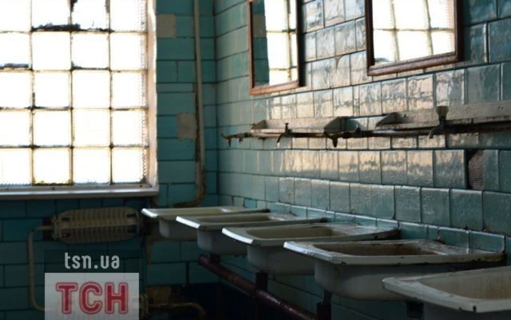 Половина дітей сидять у колоніях через дрібні крадіжки / © Гри
