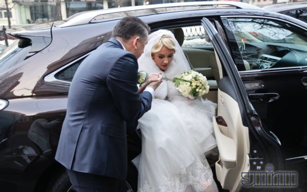 8 грудня екс-майор Микола Мельниченко та телеведуча Наталя Розинська одружилися / © УНІАН
