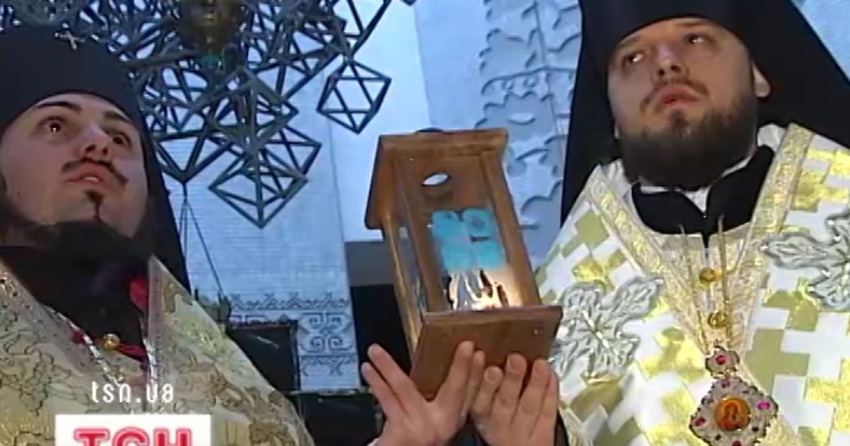 Вифлеємський вогонь подорожує Україною