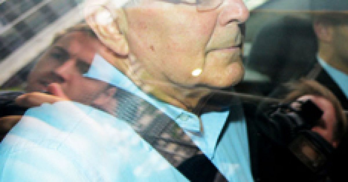 Пітер визнав себе винним у причетності до фінансових махінацій