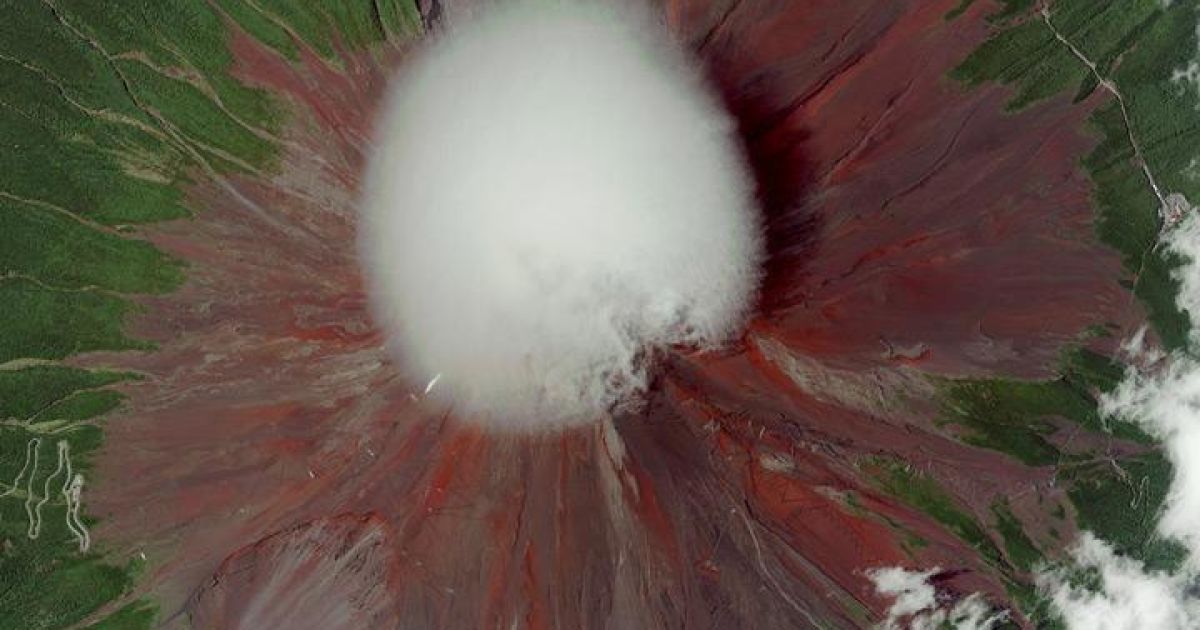 2. Японія 9/20/12 - гора Фудзі

Satellite Photograph by DigitalGlobe