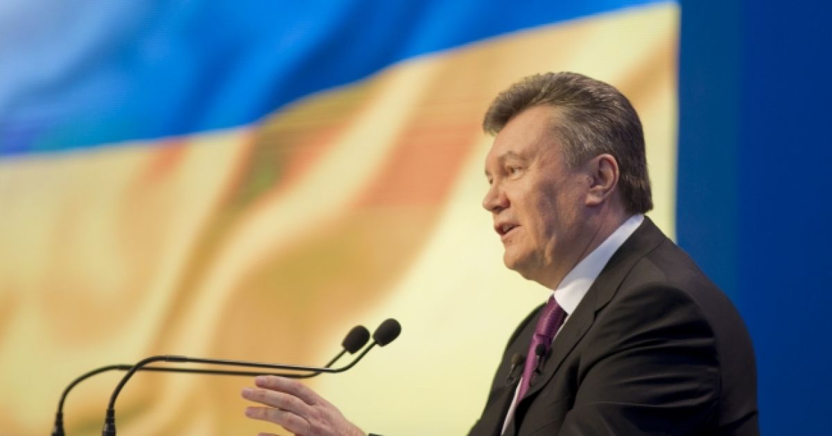 Янукович не може помилувати Тимошенко через суди