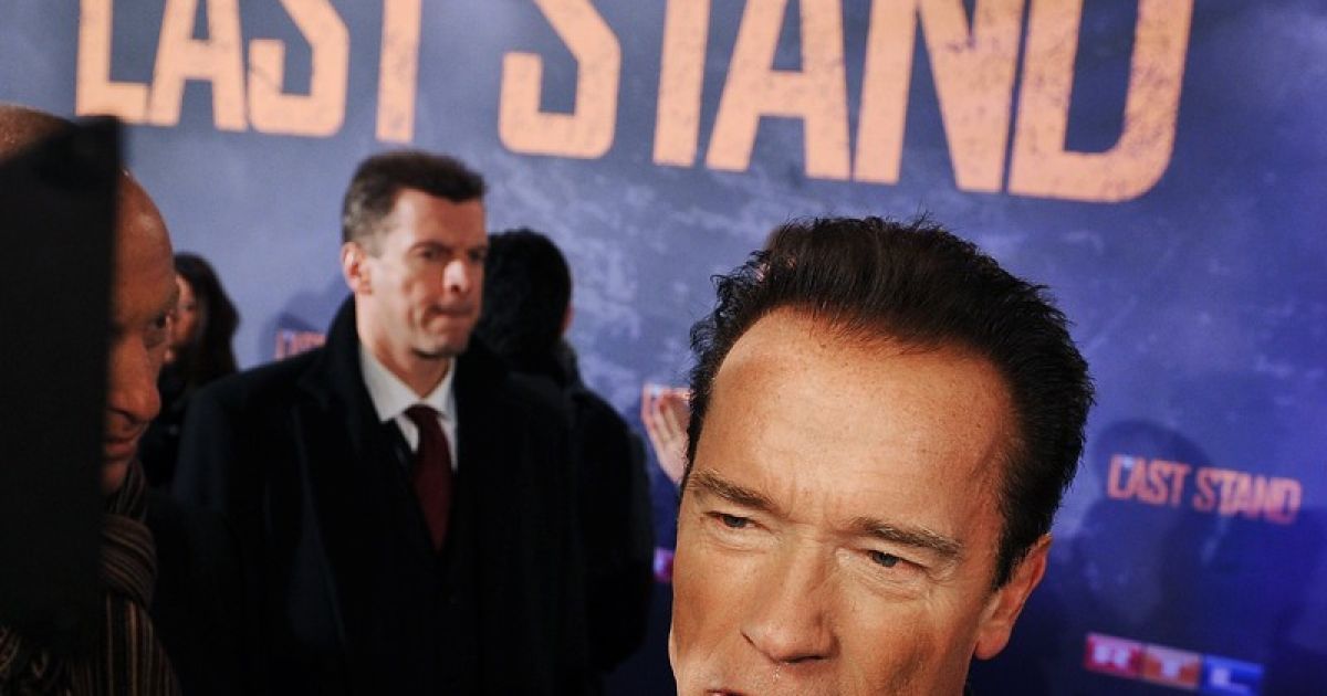 Шварценеггер никак не разведется с женой