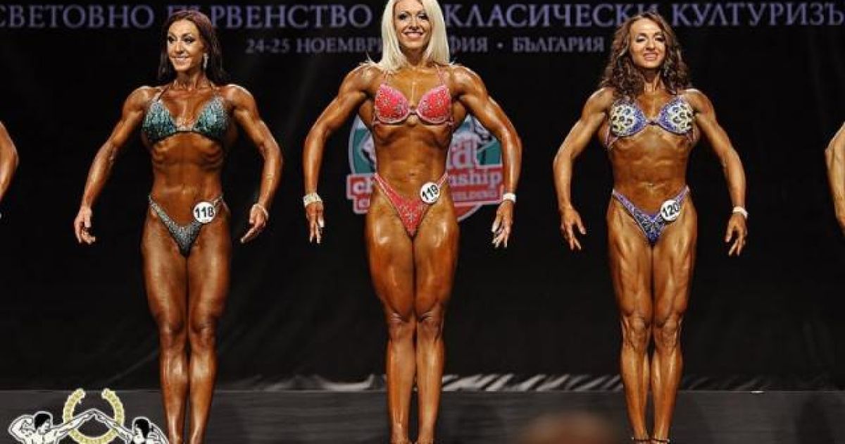 Тетяна Михейчик (праворуч) та Ольга Караваєва (по центру) / © fbbu.com.ua