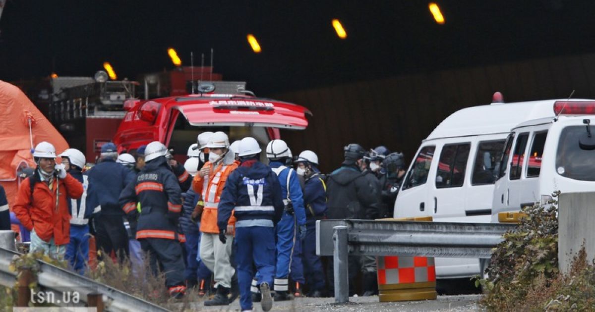 Із обваленого тунелю під Токіо продовжують витягувати тіла