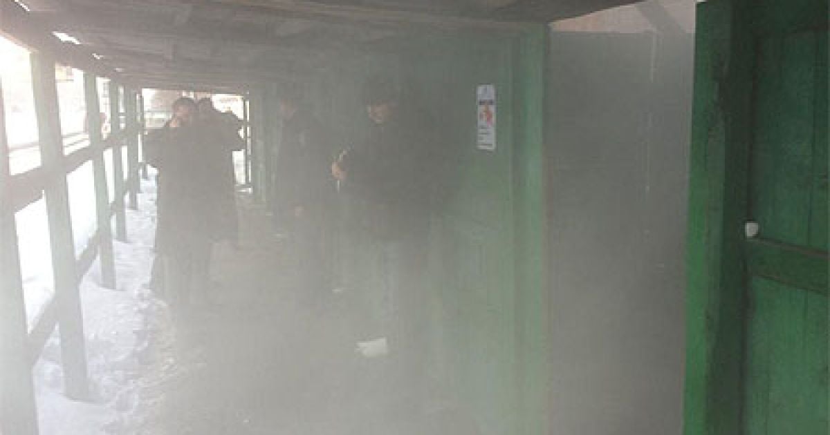 Охоронці гуртожитку атакували Ар'єва вогнегасником