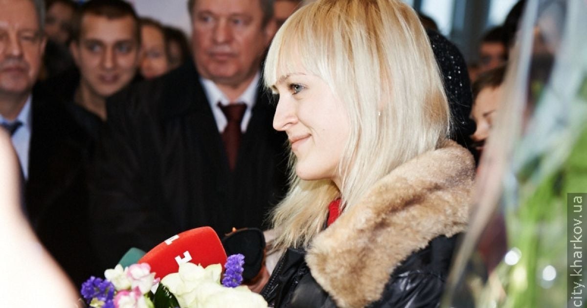 Чемпіонку Ушеніну зустріли в Харкові