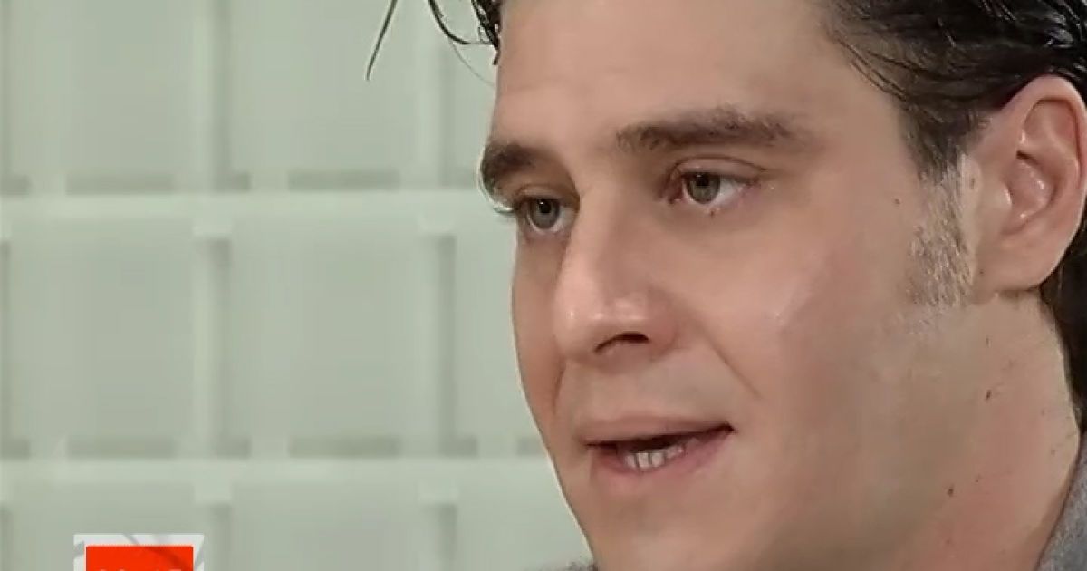 Жюльєн Дассен співає пісні свого батька